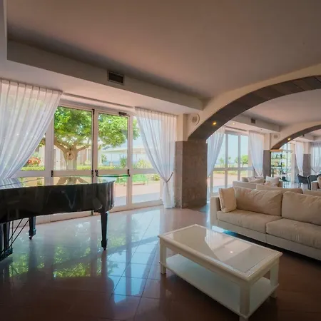 Th - Florio Park Otel
