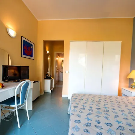 Hotel Th Cinisi - Florio Park Terrasini