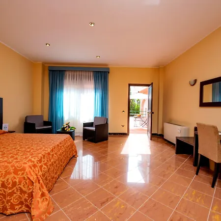Th Cinisi - Florio Park 4*